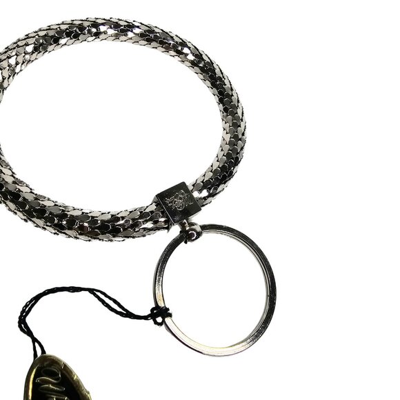 WHITING & DAVIS Vintage Large Silver Mesh Circle Keychain | Rare NWT Condition - Picture 4 of 4